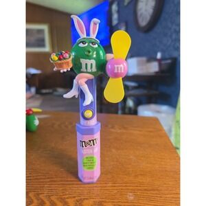 M&M's Green Bunny Easter Candy Fan Candy Tube Holder Battery Operated Works